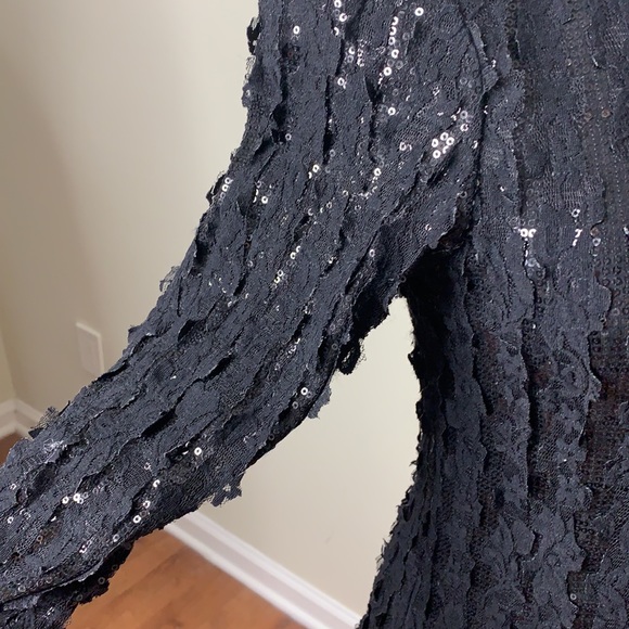 AUTHENTIC  alice+ olivia lace and sequin top pollover blouse size S - Picture 3 of 8